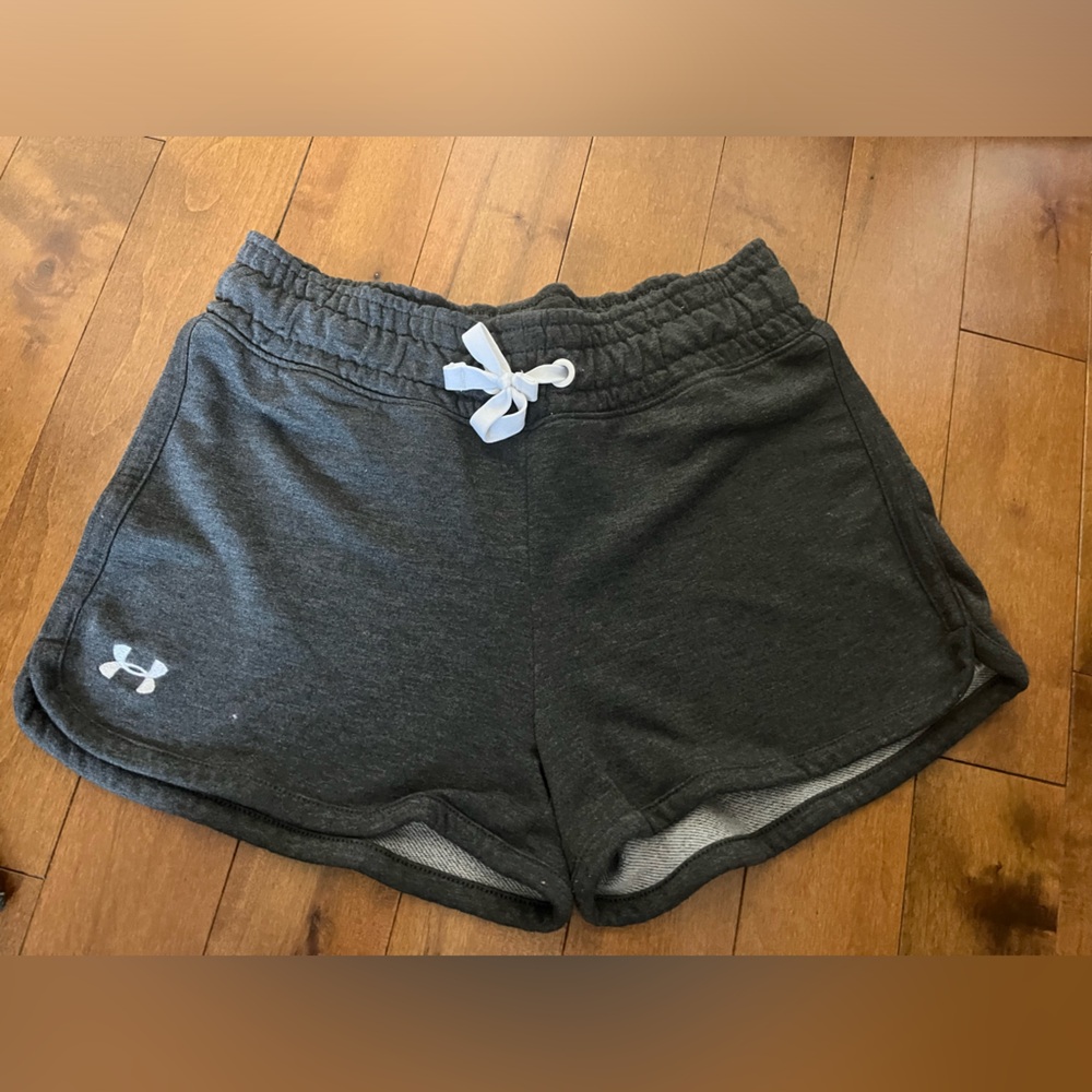 Under Armour HeatGear Activewear Running Gym Shorts Dark Grey Size Small 🖤